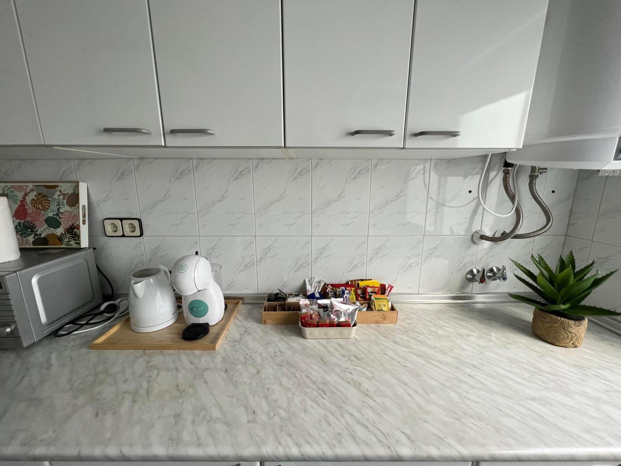 Gran Apartamento Con Parking Gratis Centro De Малага Экстерьер фото