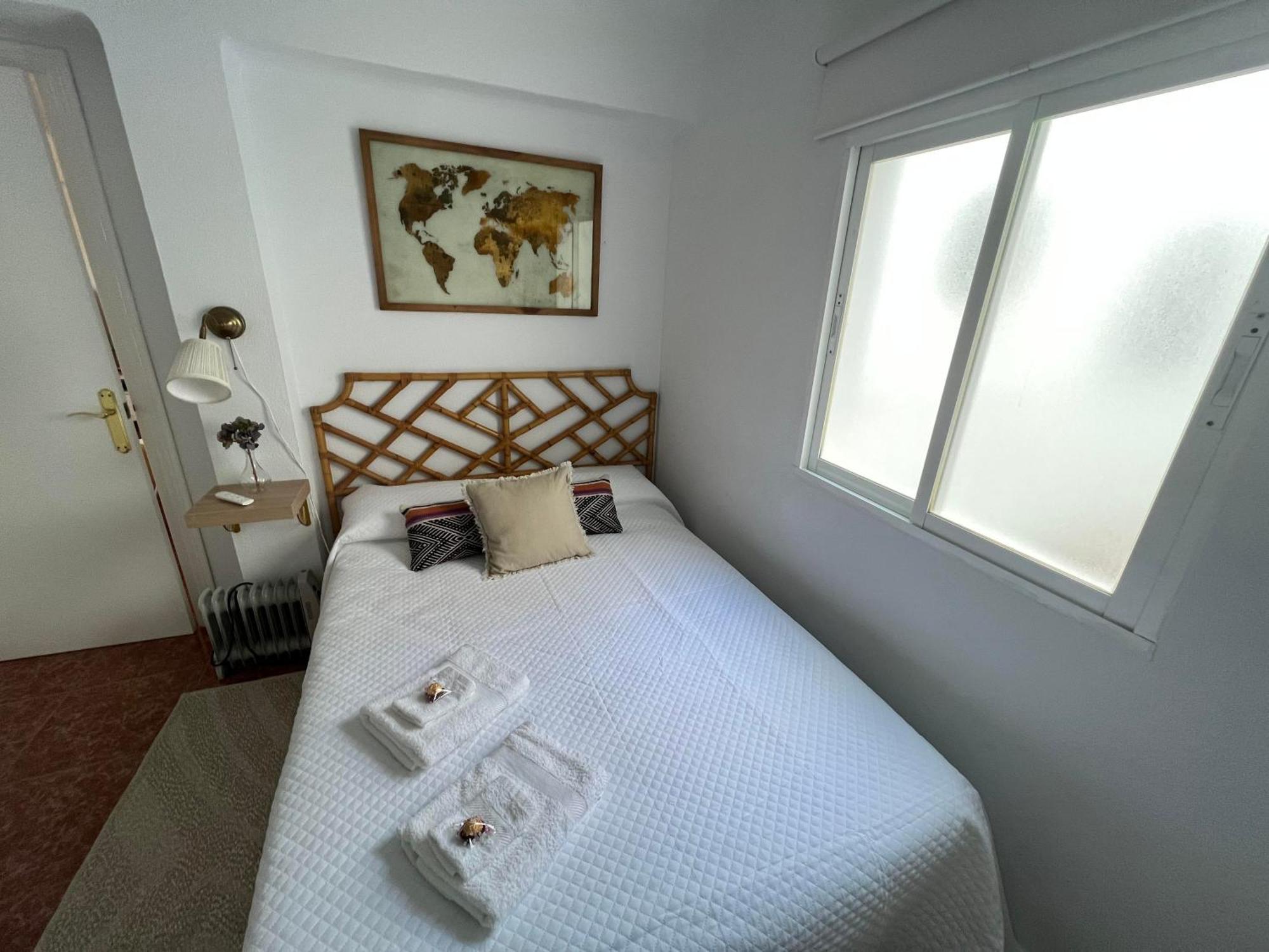Gran Apartamento Con Parking Gratis Centro De Малага Экстерьер фото
