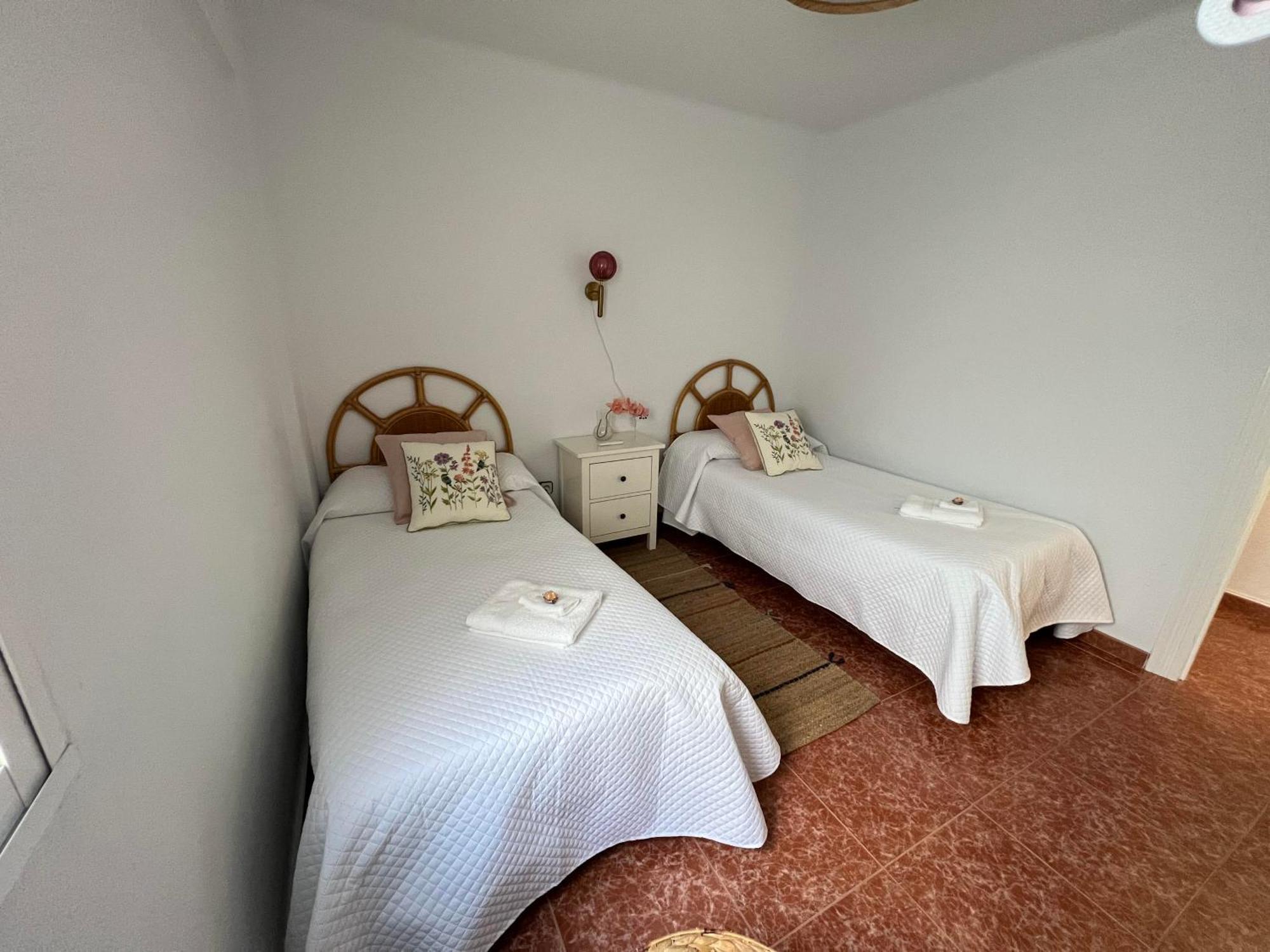 Gran Apartamento Con Parking Gratis Centro De Малага Экстерьер фото